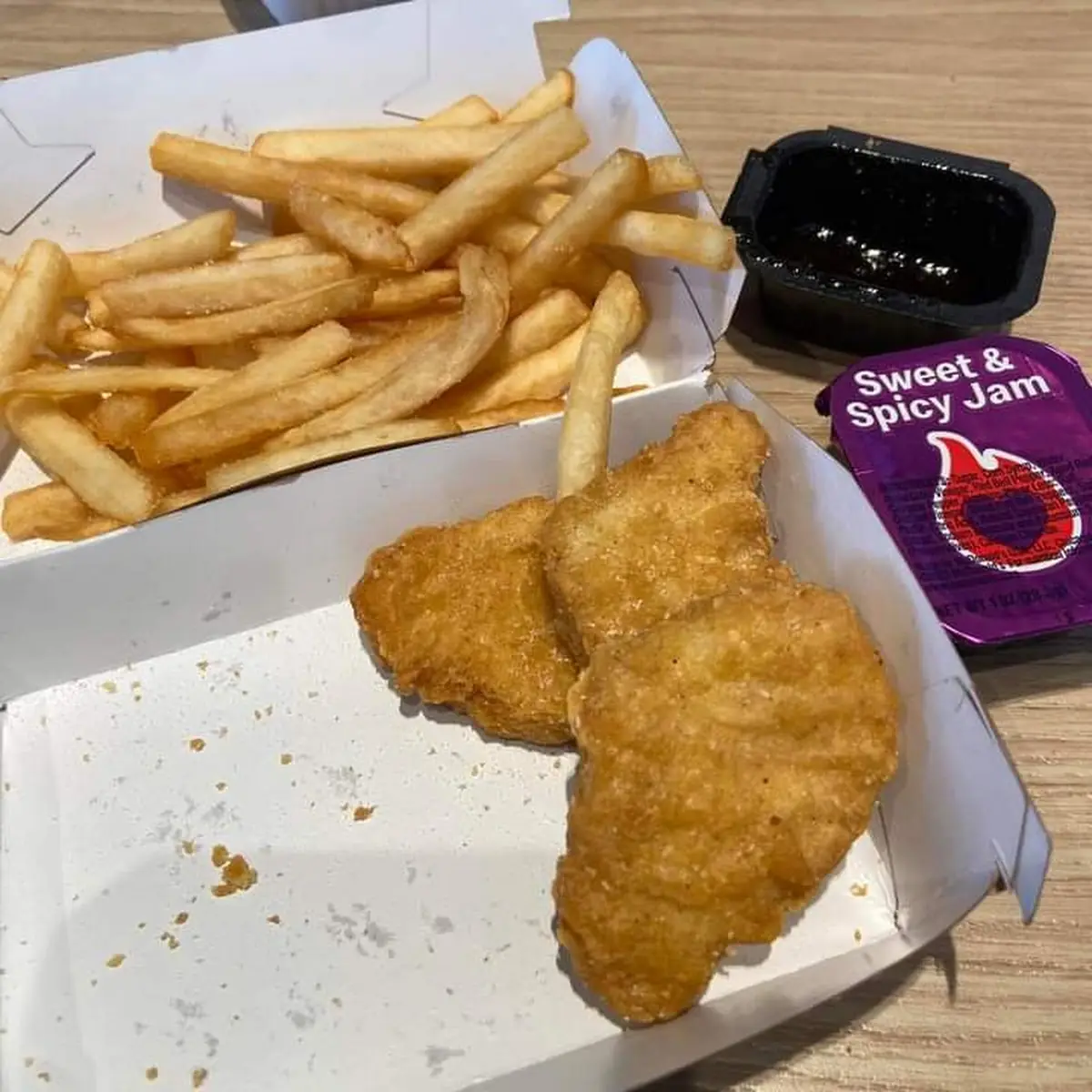 Chicken Mcnuggets & Fries