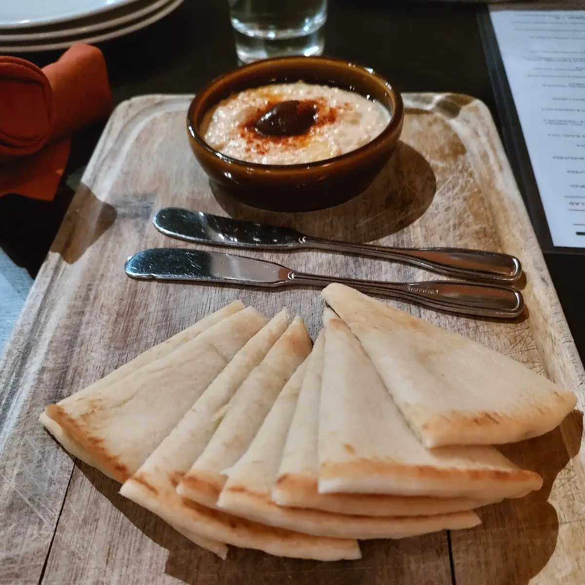 Pita Bread and Humus