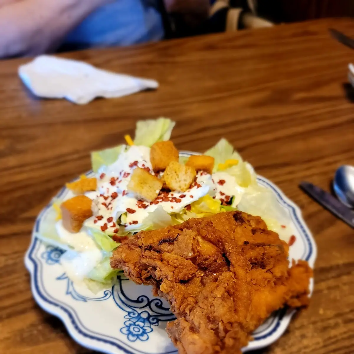 Salad & Fried Chicken