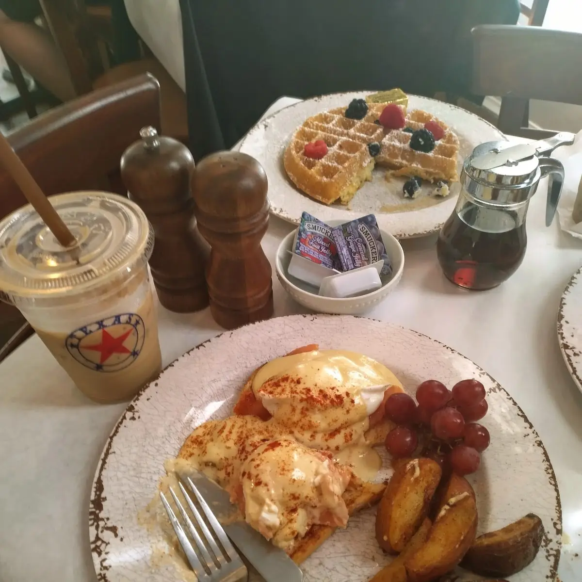 Smoked Salmon Benedict