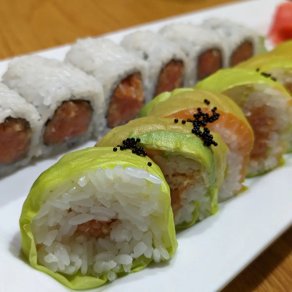 Spicy Tuna Roll and Bamboo Roll