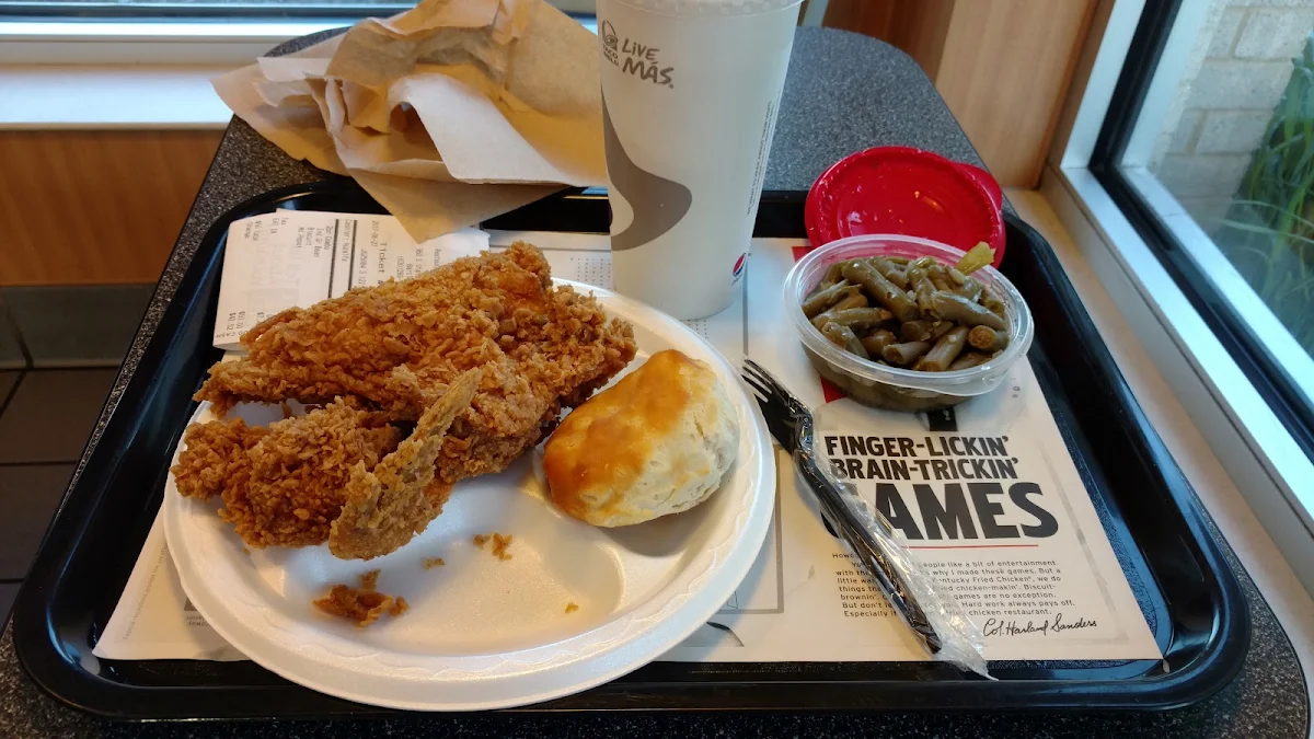 2 Piece Spicy Chicken Combo with Green Beans