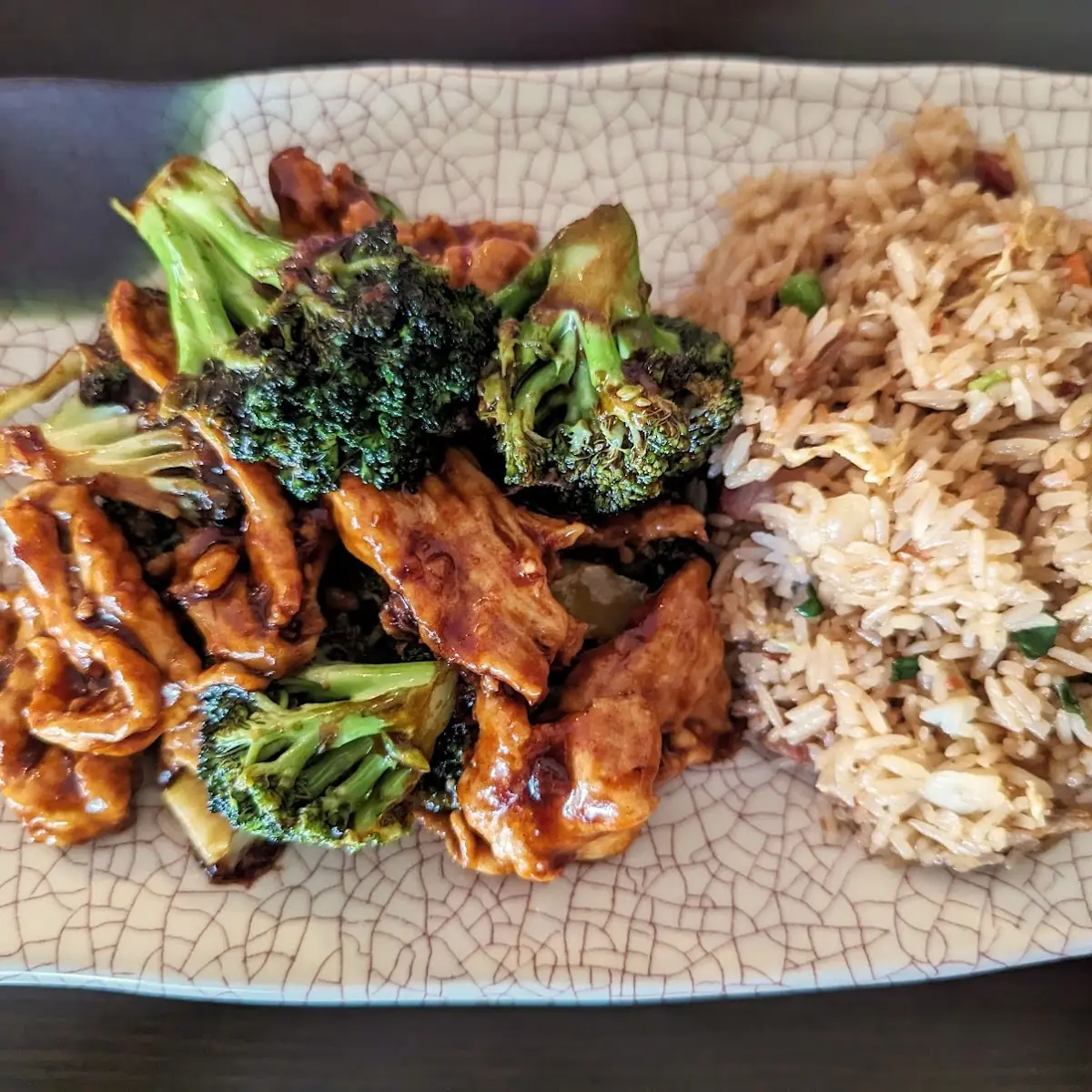Chicken with Broccoli Combination Plate