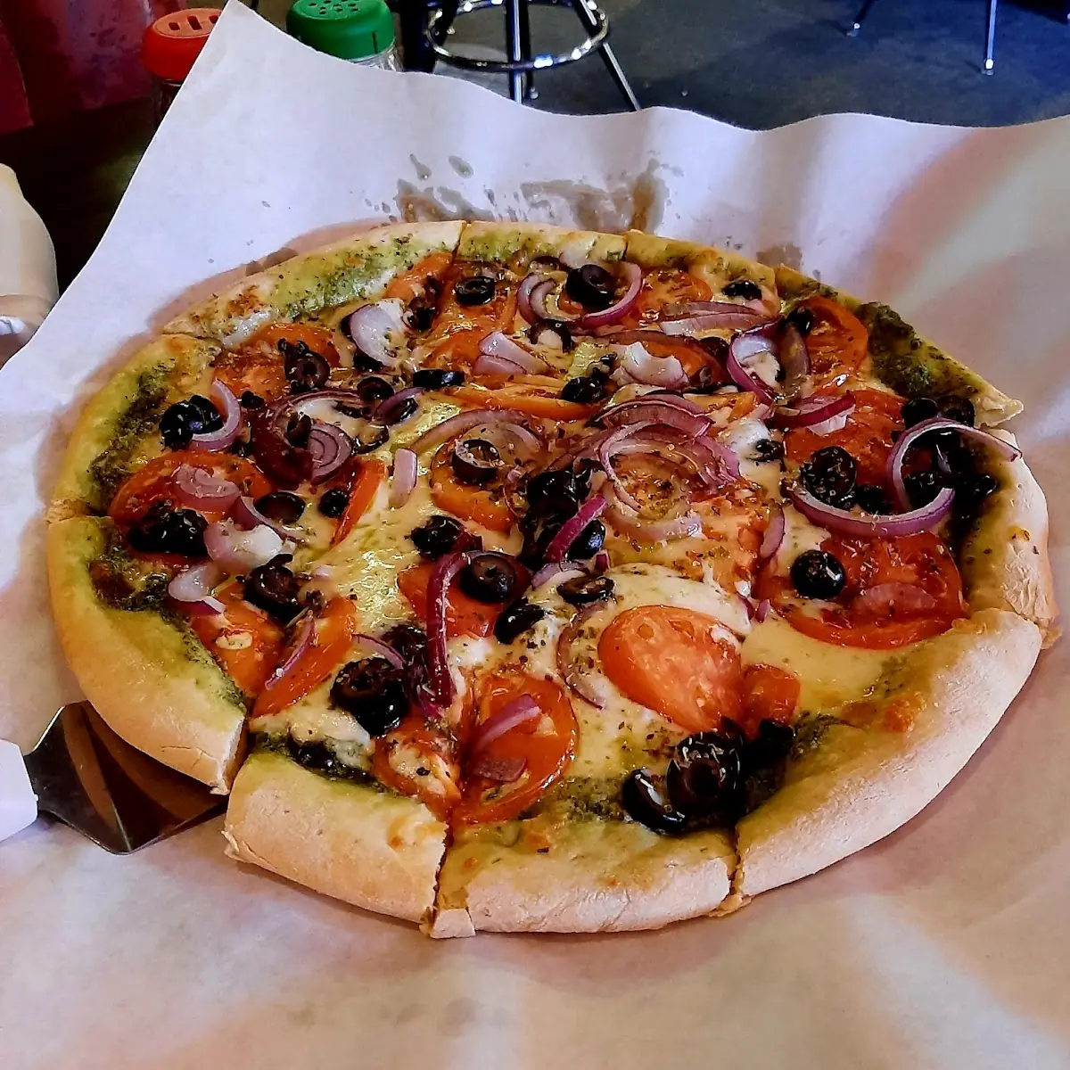 Mediterranean Pizza