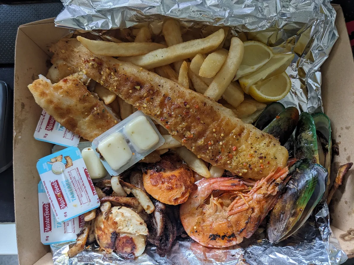 Grilled Seafood Platter for One, Aces Seafood
