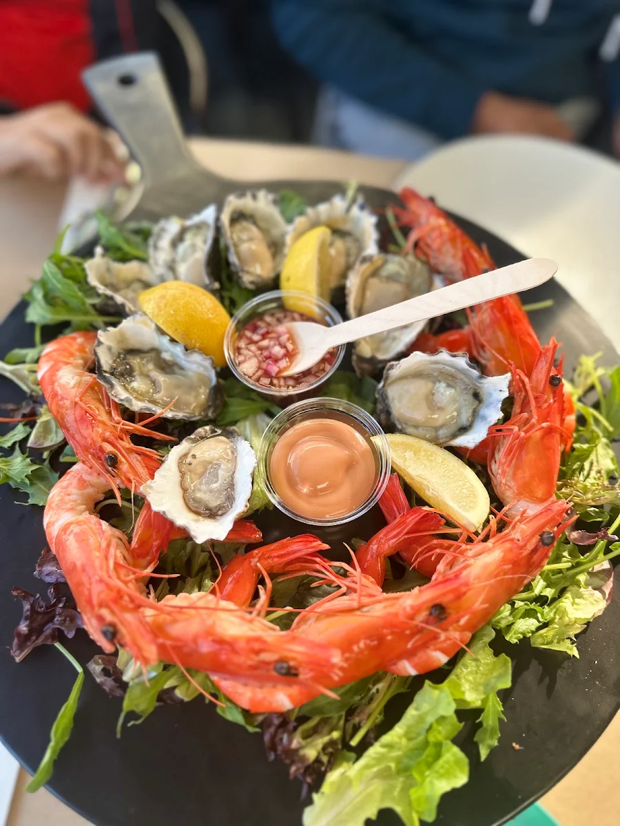 Prawn & Oyster Platter, Aces Seafood