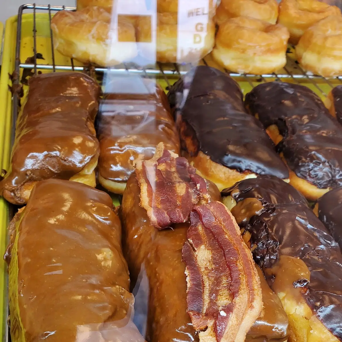 Eclaires Long John