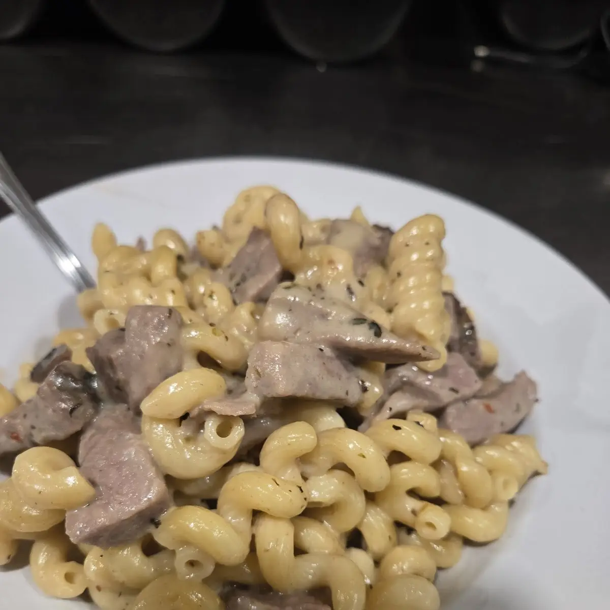 Prime Rib Mac N Cheese