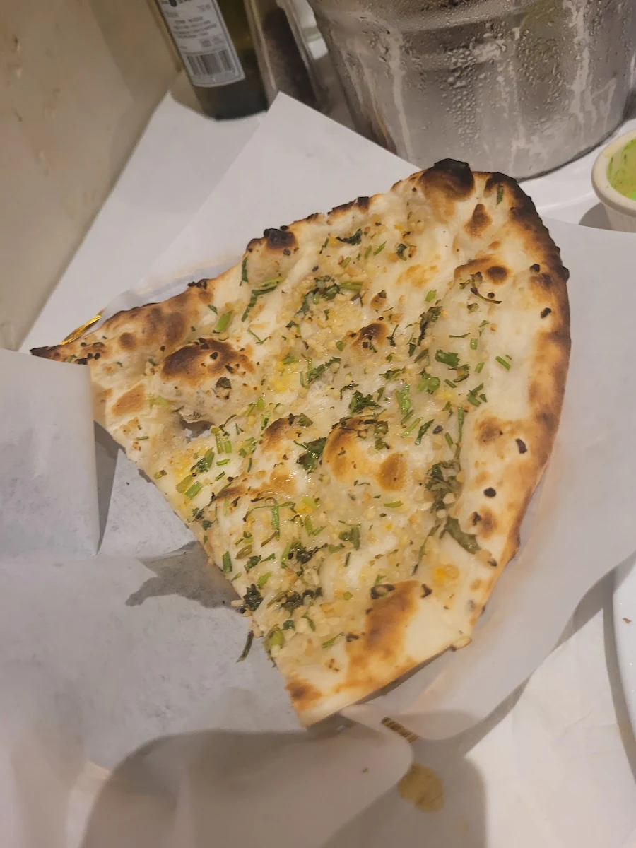 Garlic Naan (Naan a L'ail)