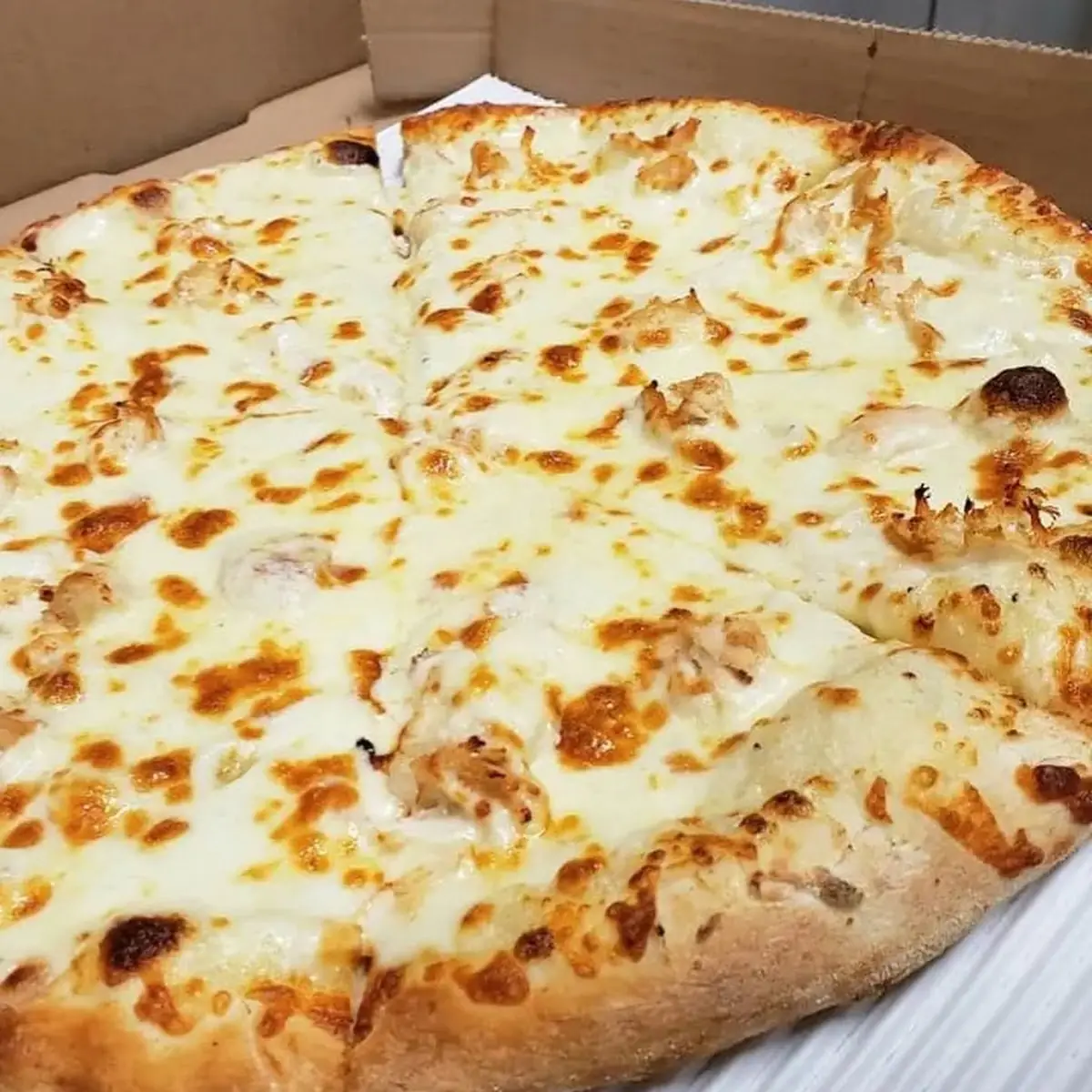 Alfredo Chicken Pizza