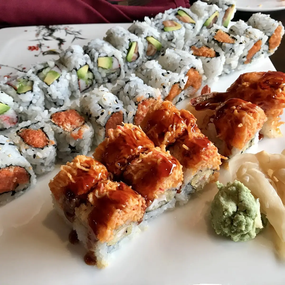 Spicy Tuna Roll Yamato Roll