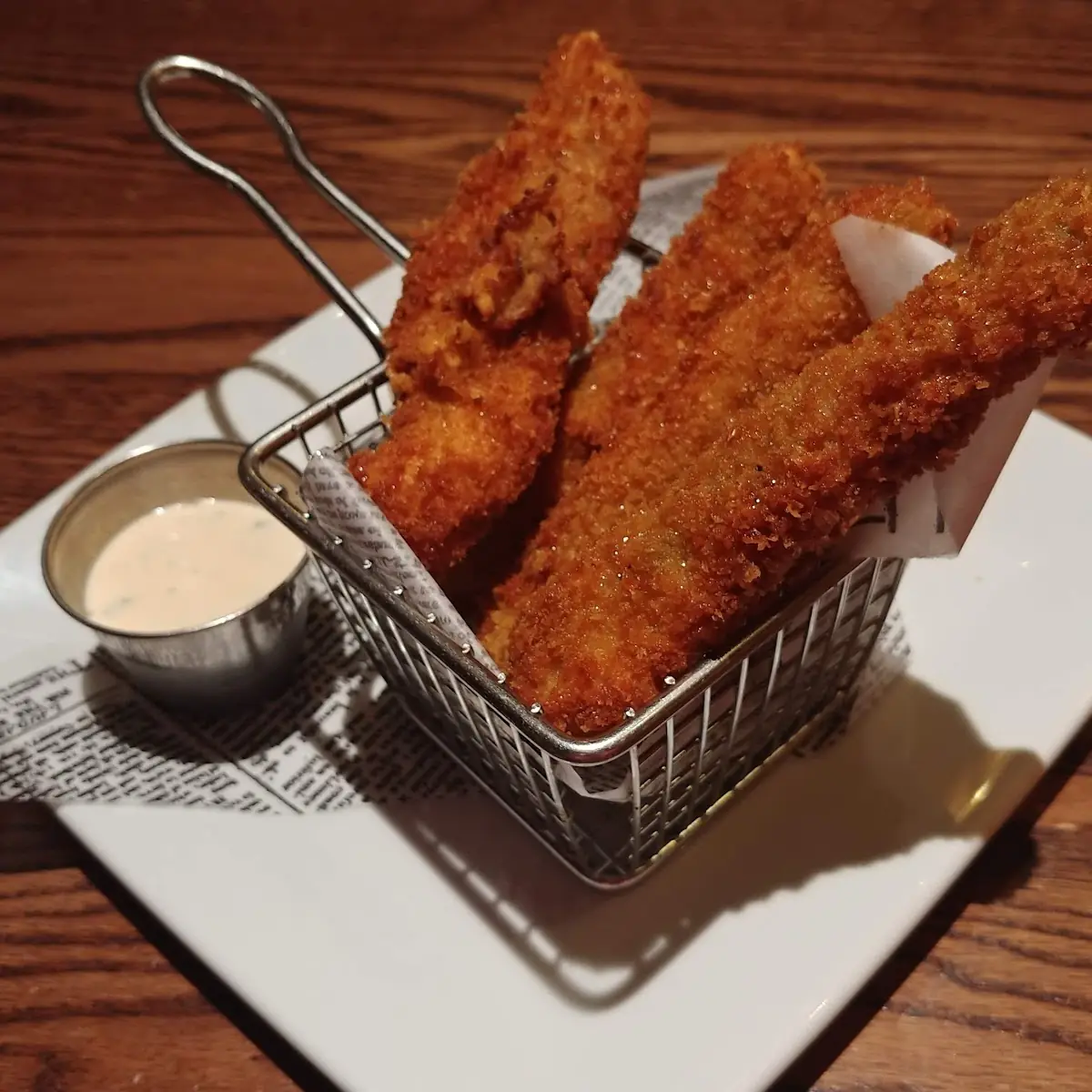 Fried Pickles with Dipping Sauce