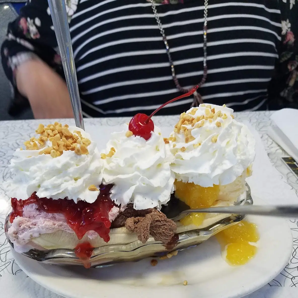 Mel's Famous Ultimate Banana Split