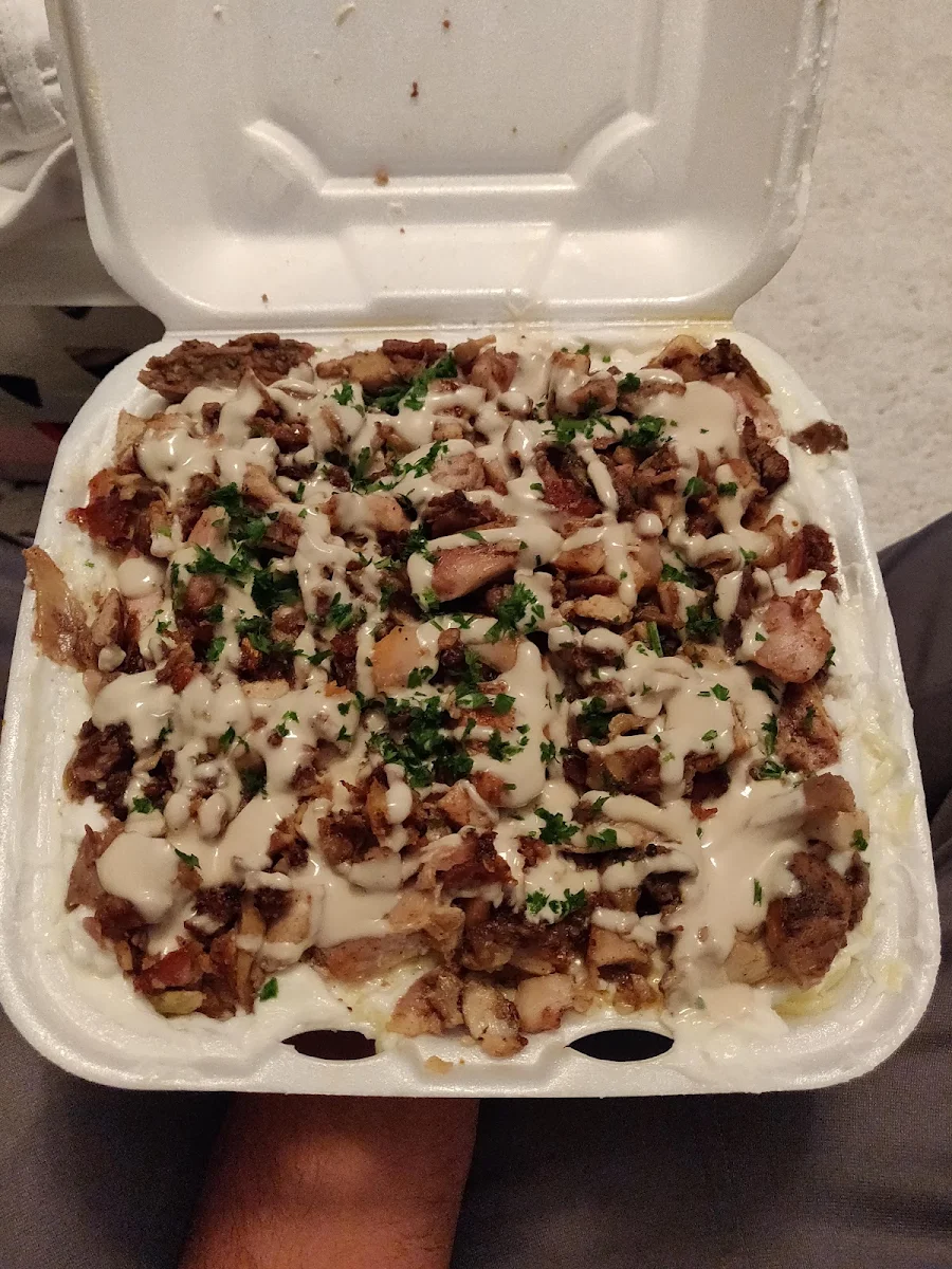 Shawarma Poutine