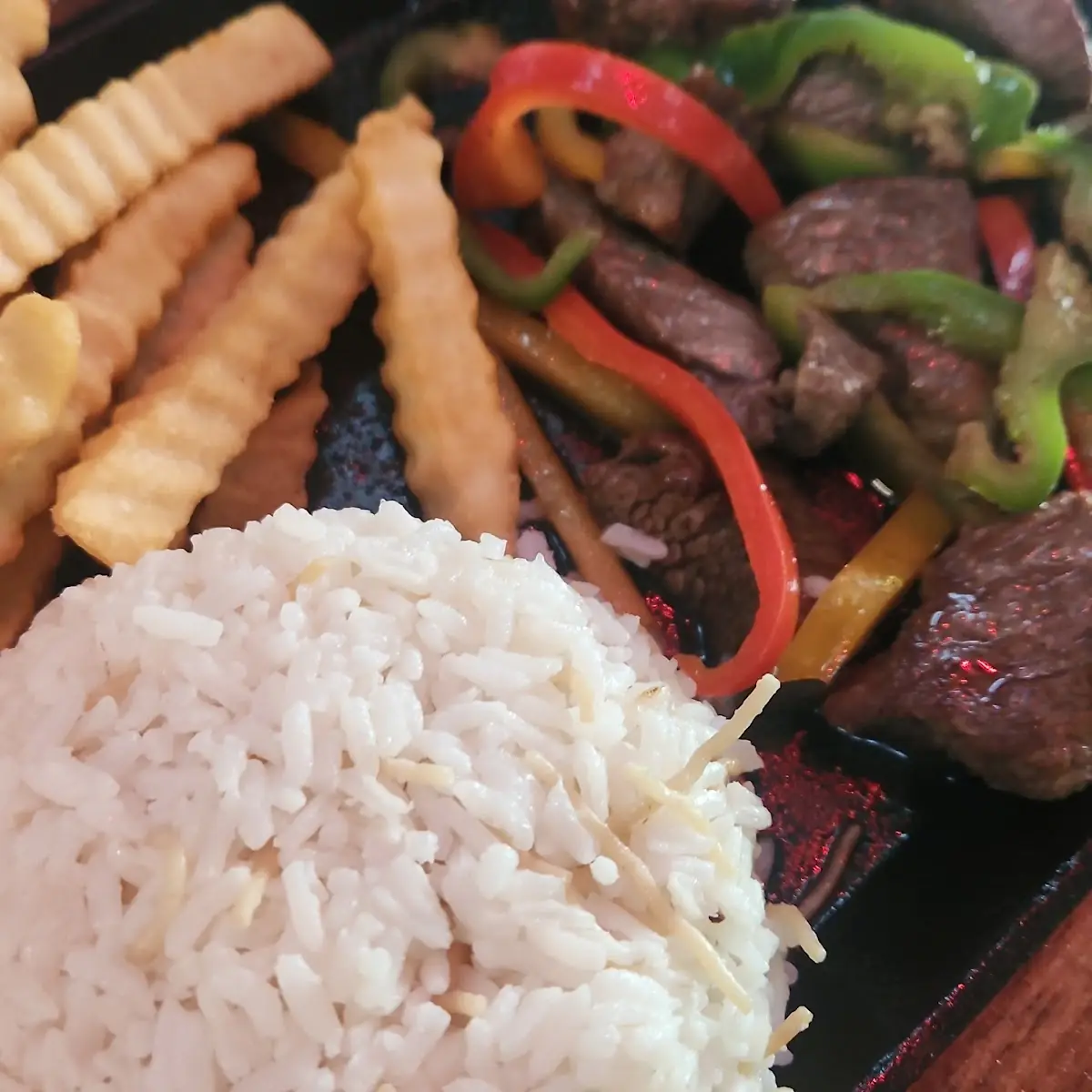 Lomo Saltado