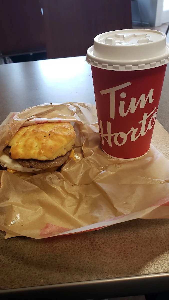 Classic Breakfast Sandwich and Coffee, Pizza Nova