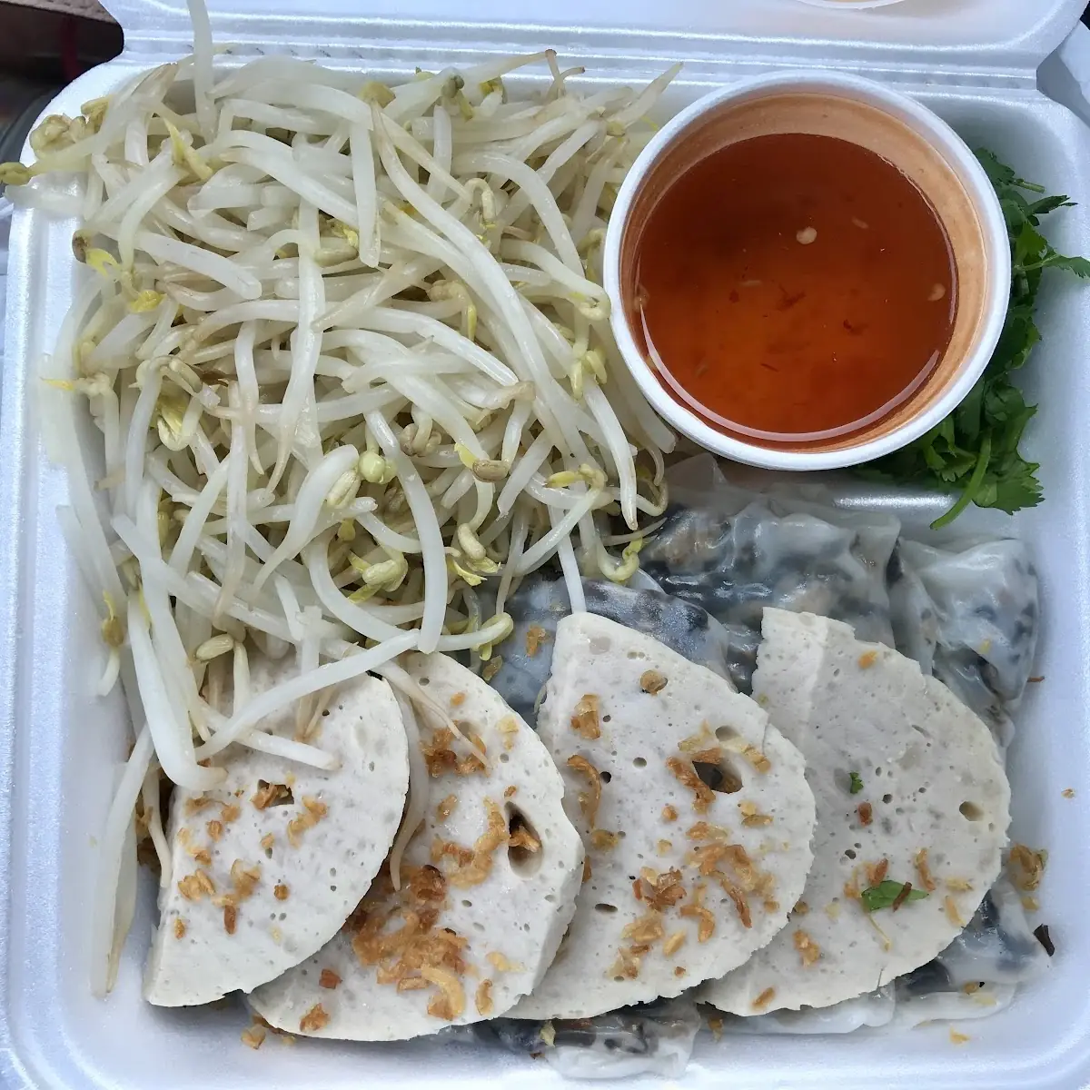 Banh Cuon Thit Cha