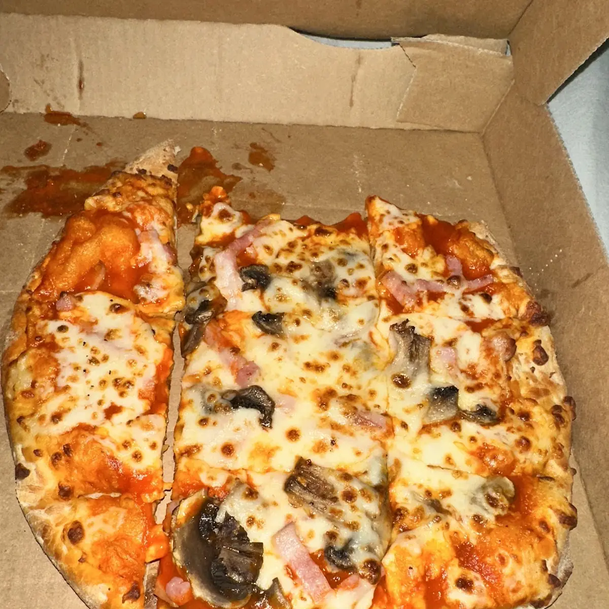Buffalo Ham & Mushroom Pizza