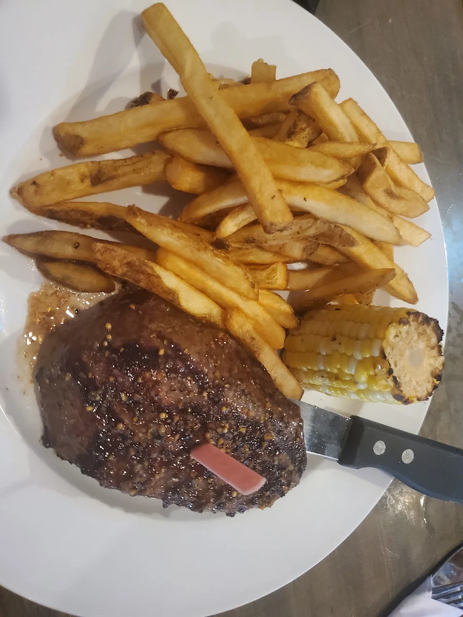 7 Oz Sirloin Steak, Chuck's Roadhouse Bar and Grill