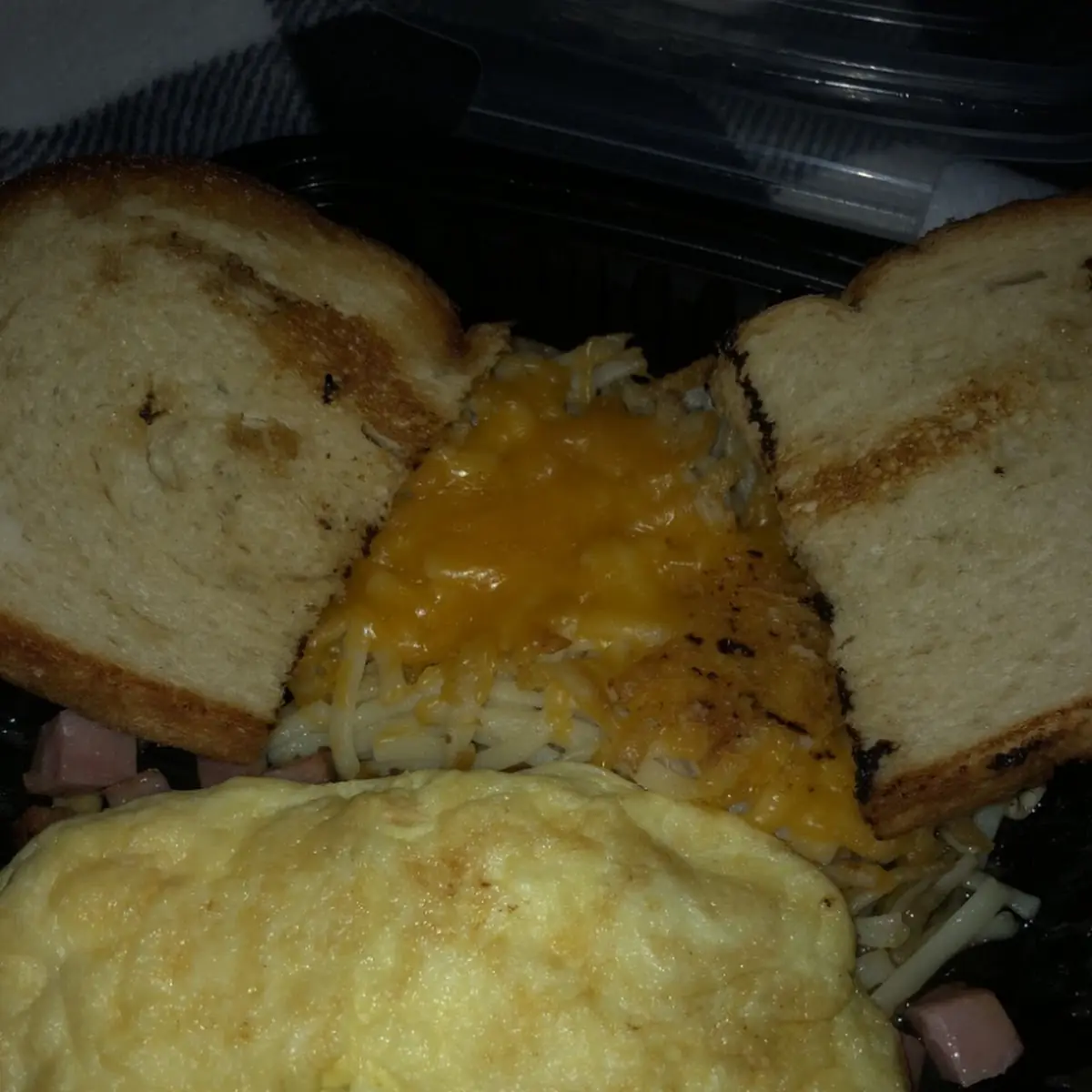 Ham & Cheese Omelet w Hashbrowns