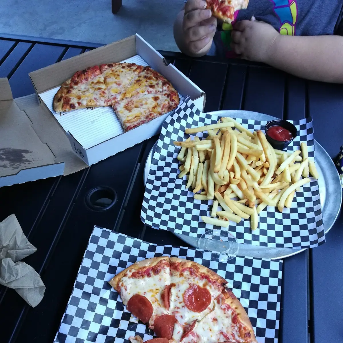 Happy Hour Pepperoni Pizza