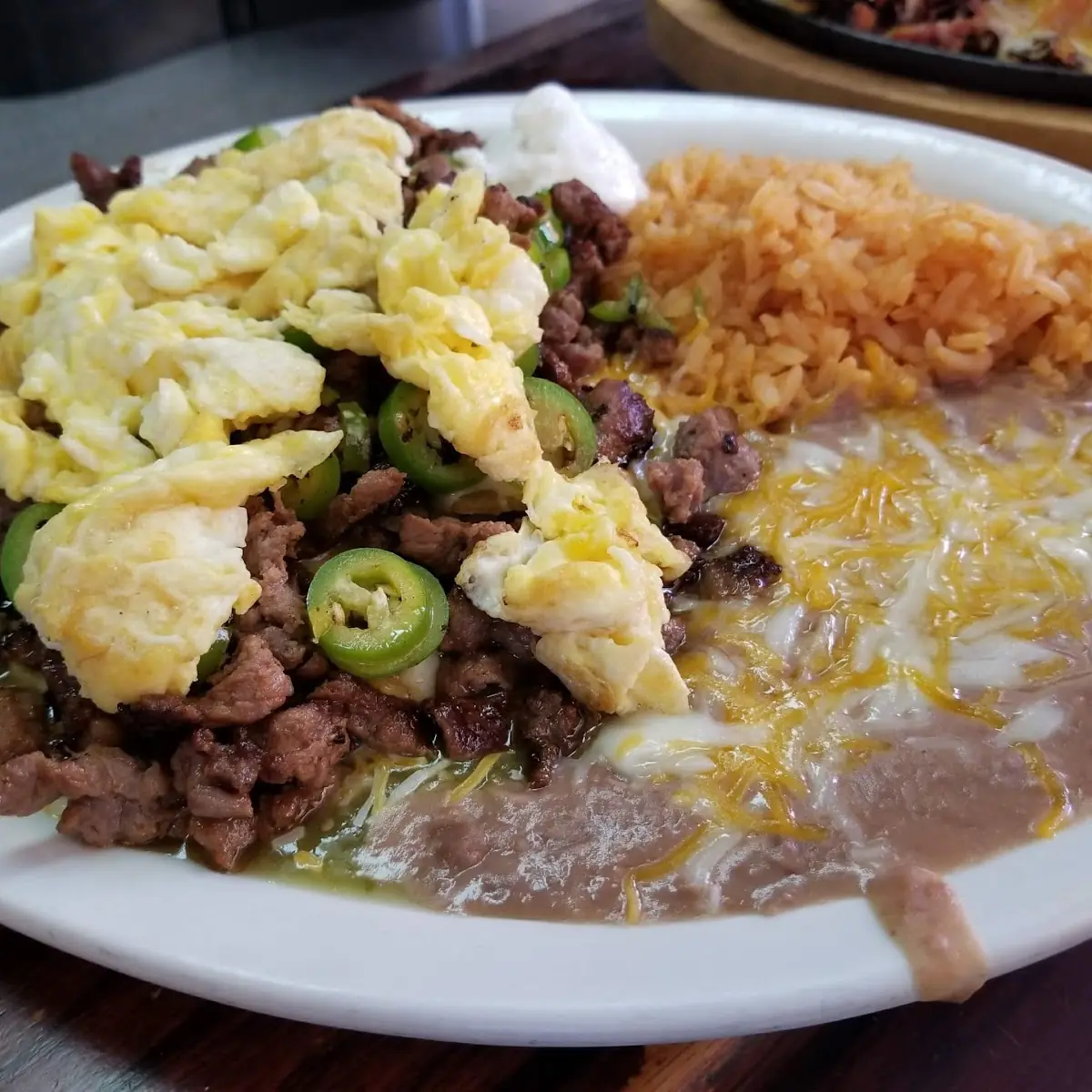 Chiliqules Con Carne Asada