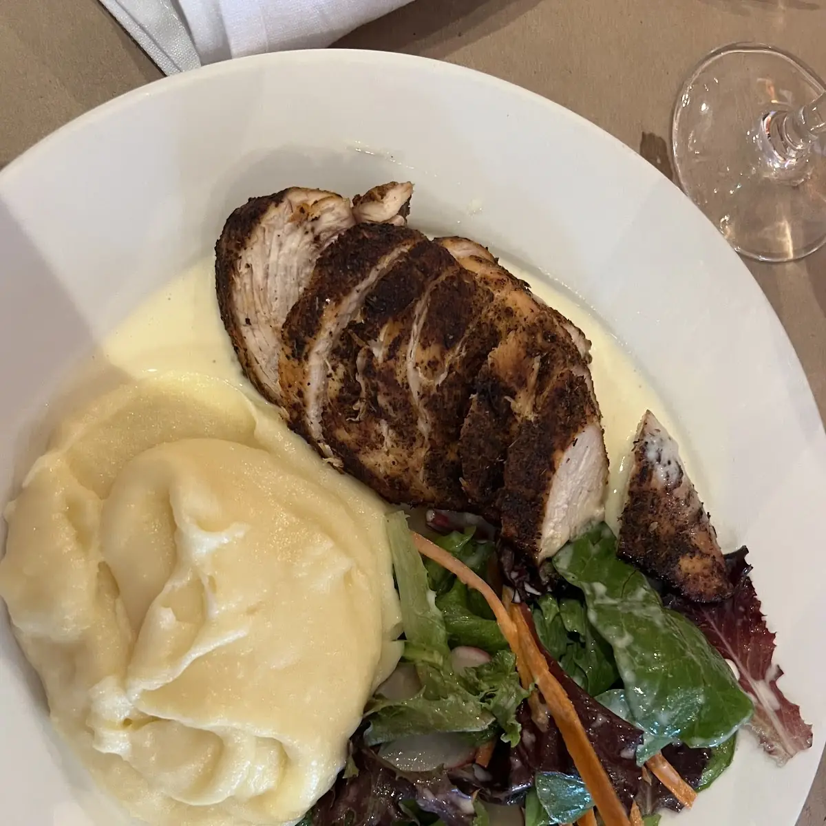 Sliced Chicken with Mashed Potatoes