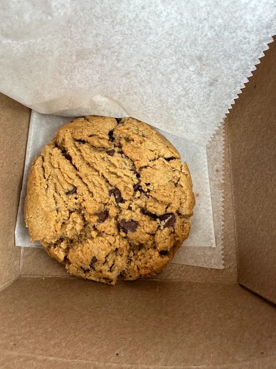 Peanut Butter Chocolate Chip Cookie