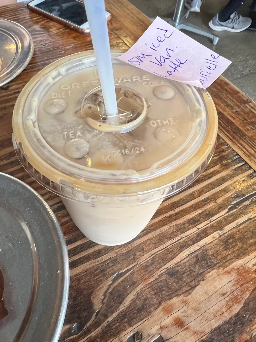 Iced Vanilla Latte