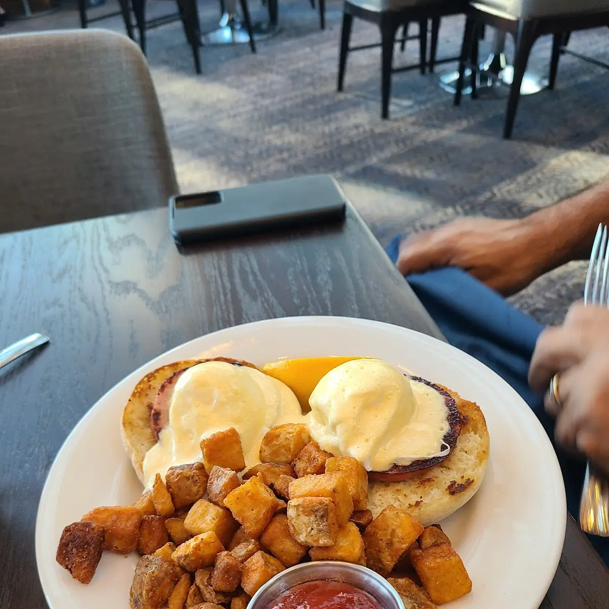 Eggs Benedict