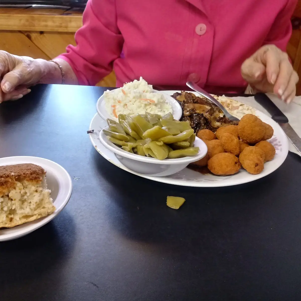Salisbury Steak Green Beans Mashed Potatoes Breaded Mushrooms