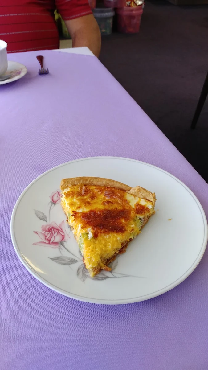 Broccoli Cheese Quiche