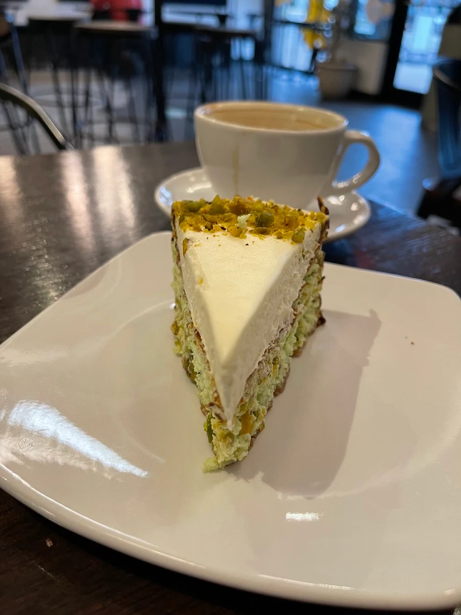 Pistachio Cheese Cake