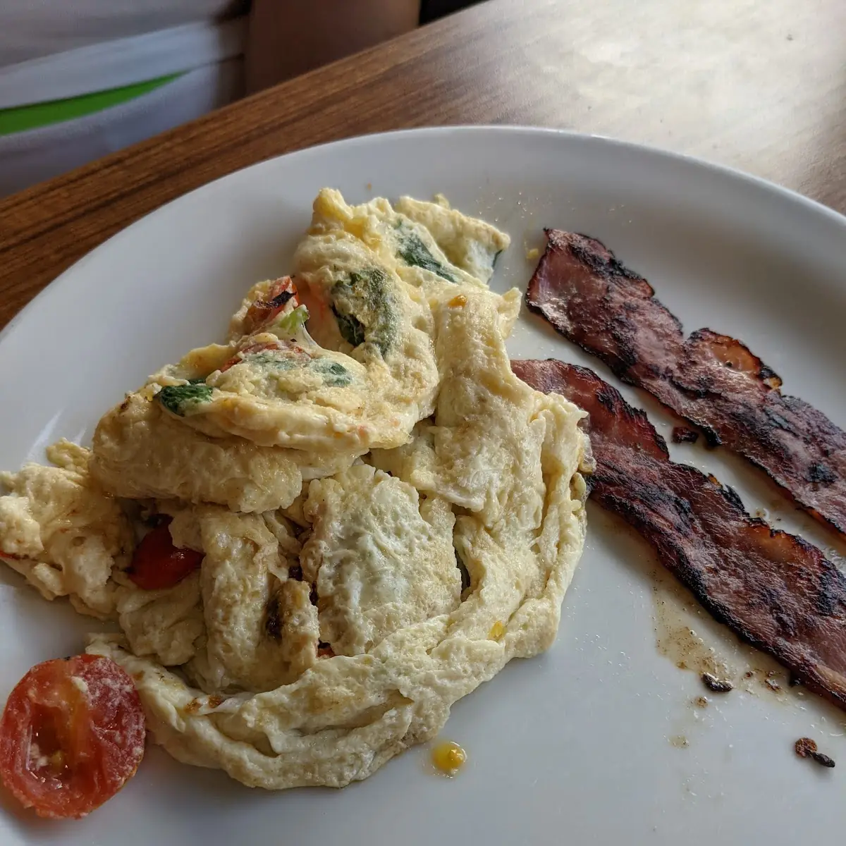Turkey Bacon and Veggie Omelette