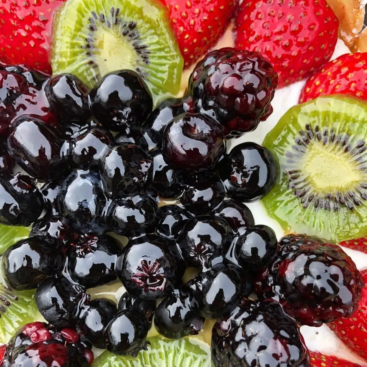 Cheesecake with Fresh Fruit