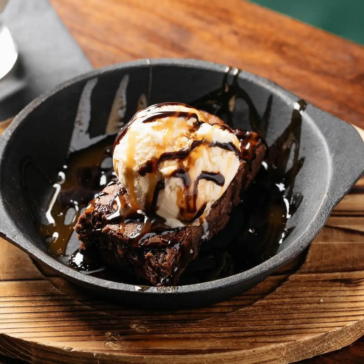 Chocolate Brownie Sundae