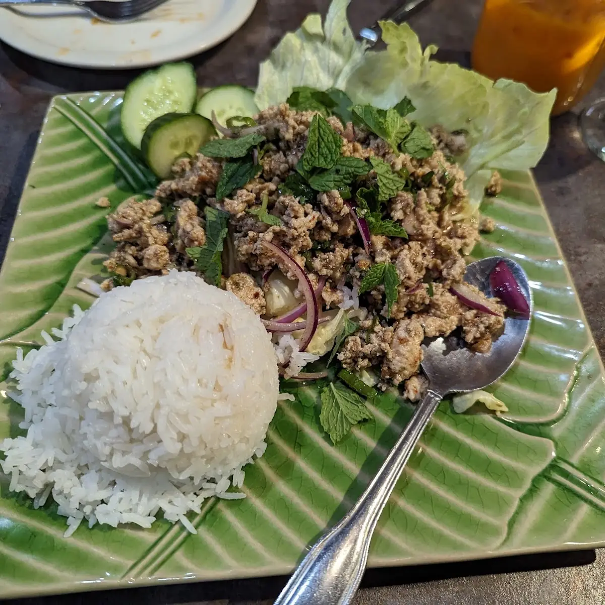 Larb Gai