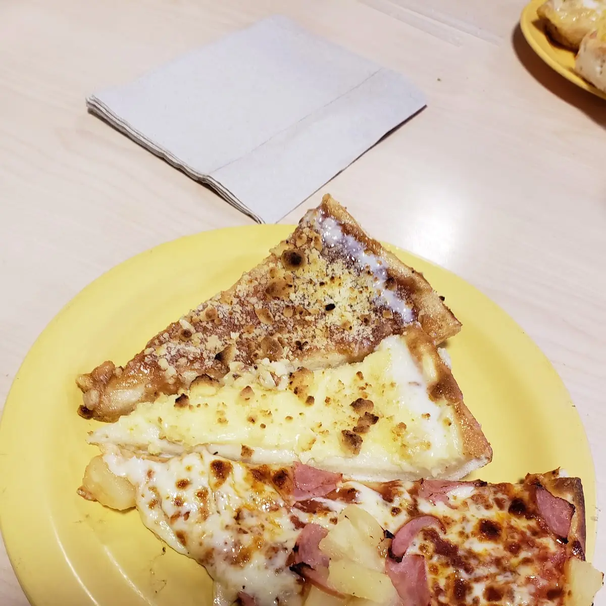 Hawaiian Pizza Apple Pie Pizza