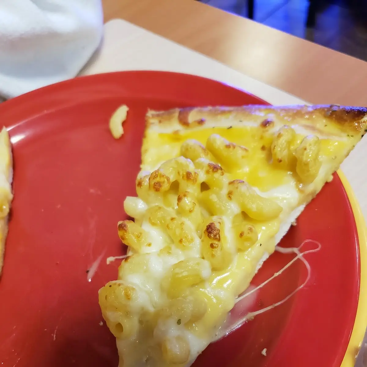 Macaroni and Cheese Pizza Slice