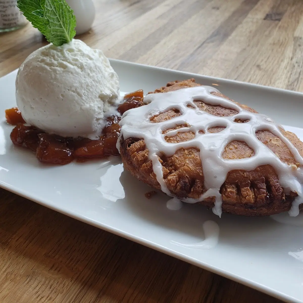 Peaches' Empanada