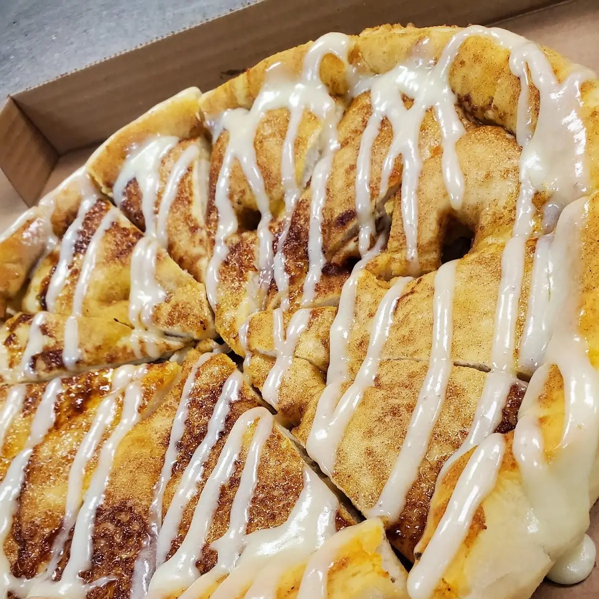 Cinnamon Dessert Pizza
