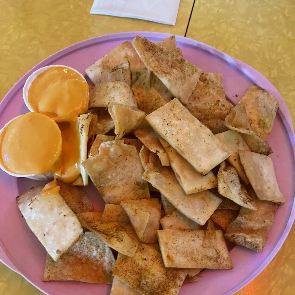 Mom’S Chips with Jalapeño Cheese Sauce