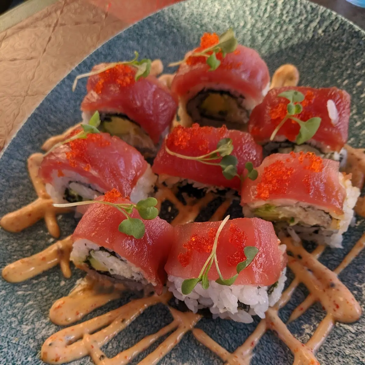 Crab & Tuna Roll