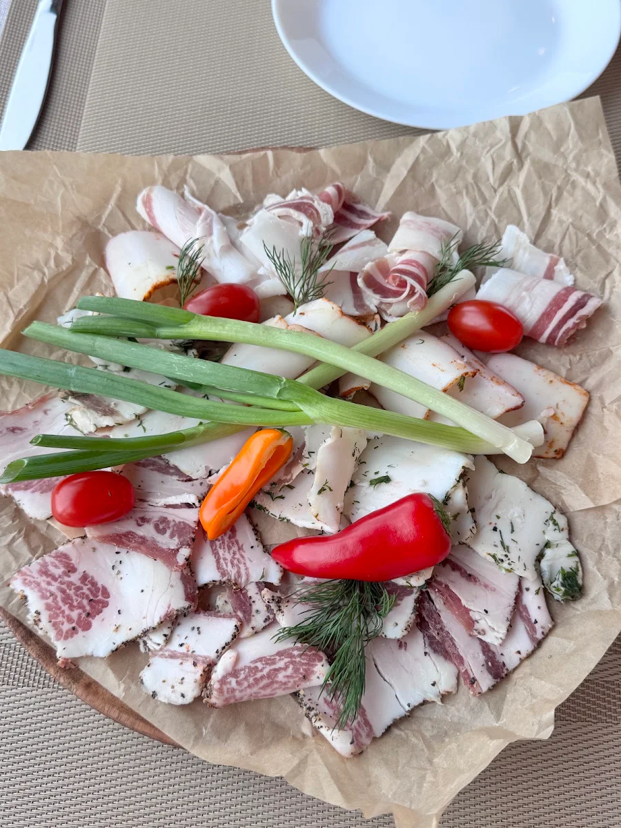 Assorted Salo