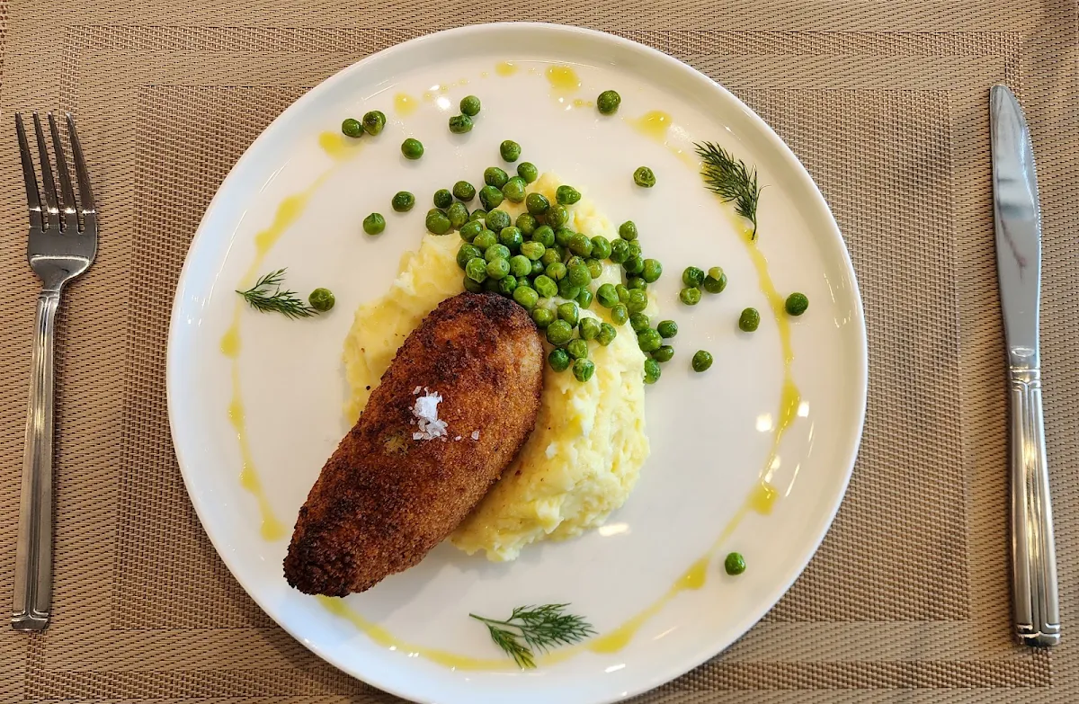 Kyiv-Style Cutlet with Mashed Potatoes