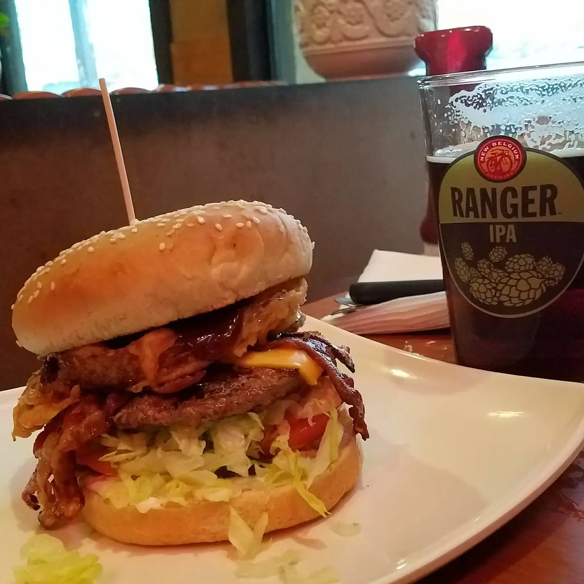 1 4lb BBQ Bacon Cheese Burger