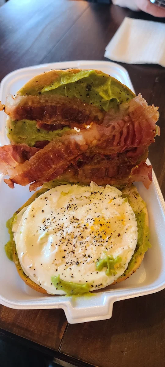 Avocado Bacon and Egg Bagel Sandwich