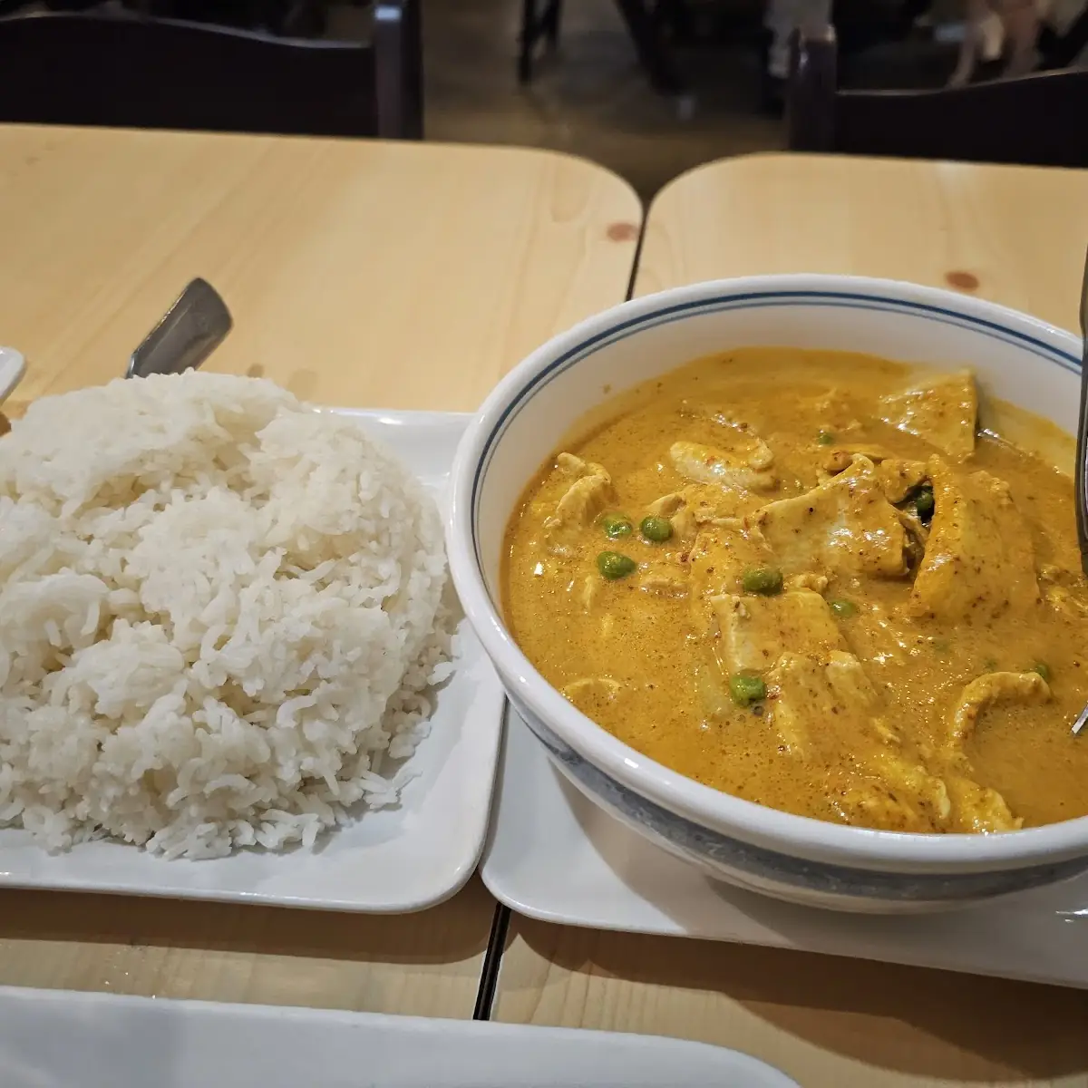 Chicken Pad Ped Red Hot Curry Chicken