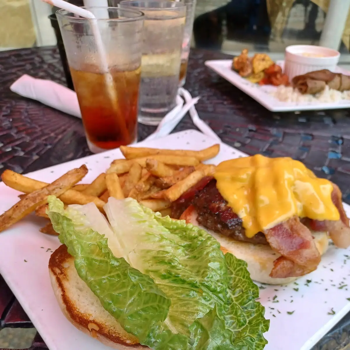 Guest House Burger