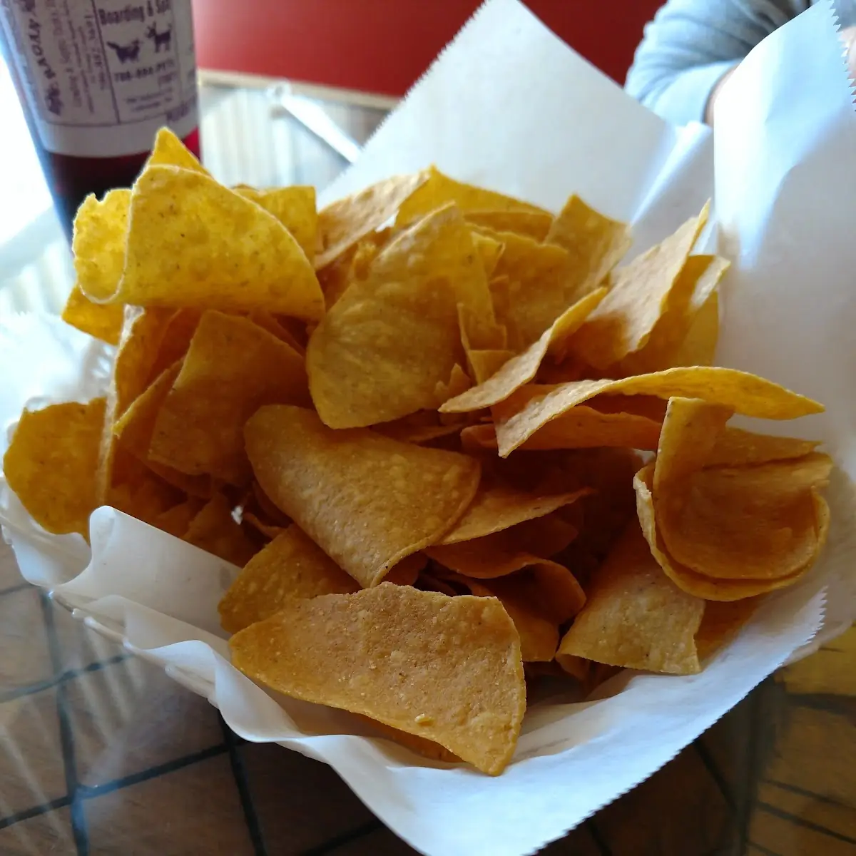 Large Chips & Salsa